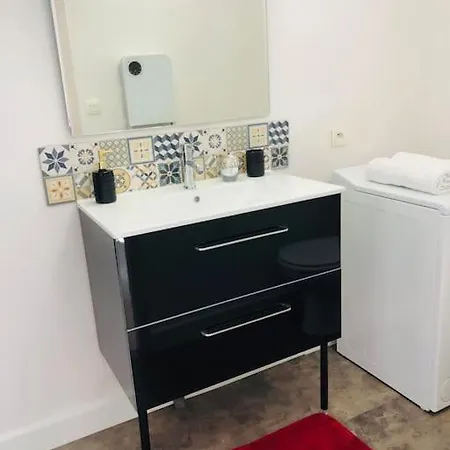 Appartement Le Bilbao, T2, Centre-parking Gratuit-terrasse *